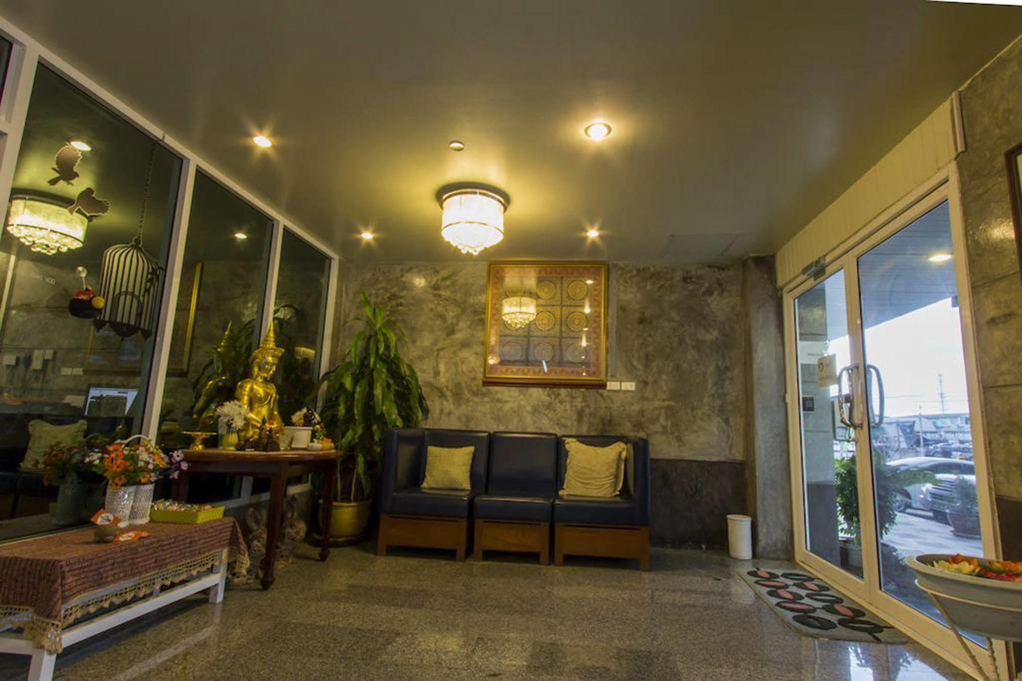 The One Phetchabun Aparthotel Εξωτερικό φωτογραφία